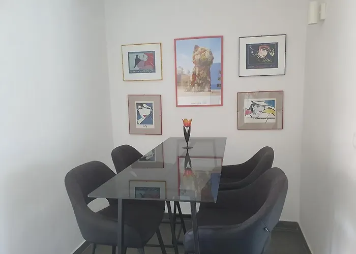 Daire Laura || Murter