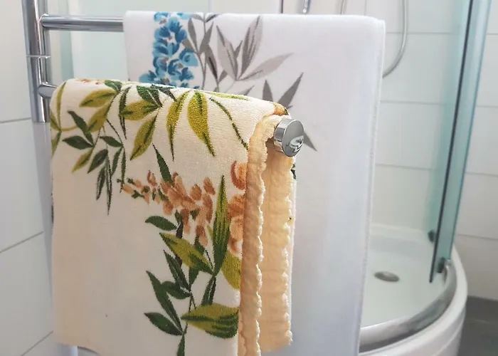 Laura || Daire Murter